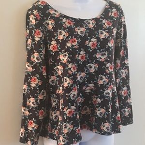 Divided Navy Floral Peplum Top Large